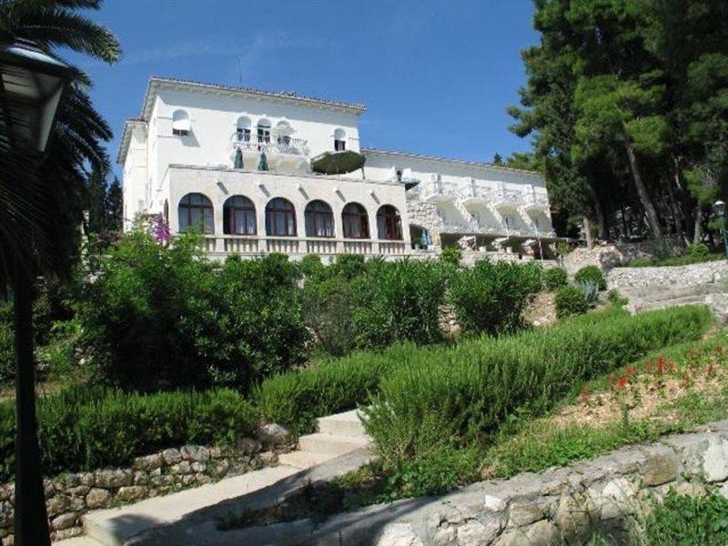 Hotel Moeesy, Blue & Green Oasis Hvar Town Kültér fotó