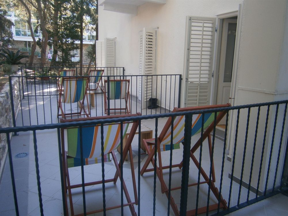 Hotel Moeesy, Blue & Green Oasis Hvar Town Kültér fotó